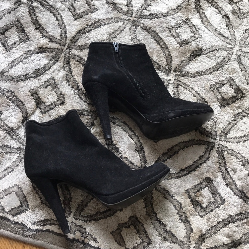 Pedro Garcia suede booties